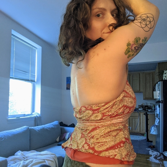 Intricate Beaded Paisley Halter Top - Picture 4 of 5